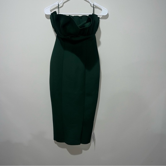 Green formal dress size 2 - Picture 4 of 4